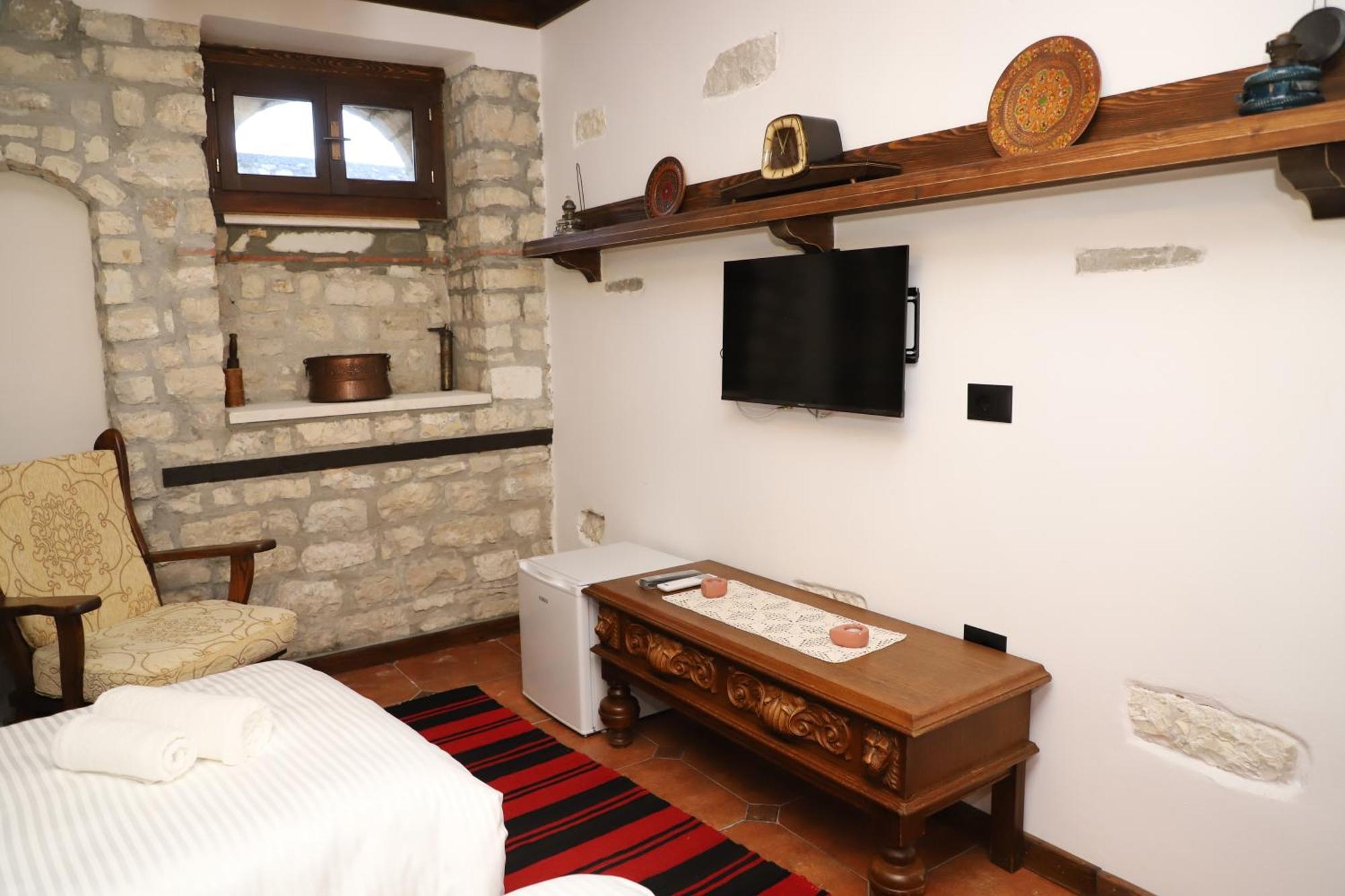 Vila Art Berat Castle Extérieur photo