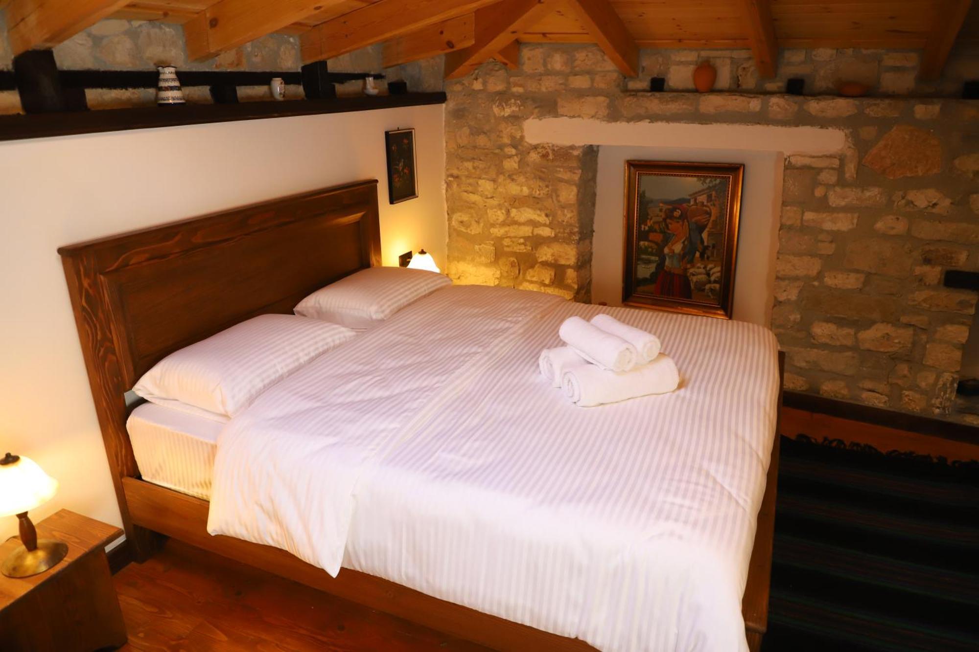 Vila Art Berat Castle Extérieur photo