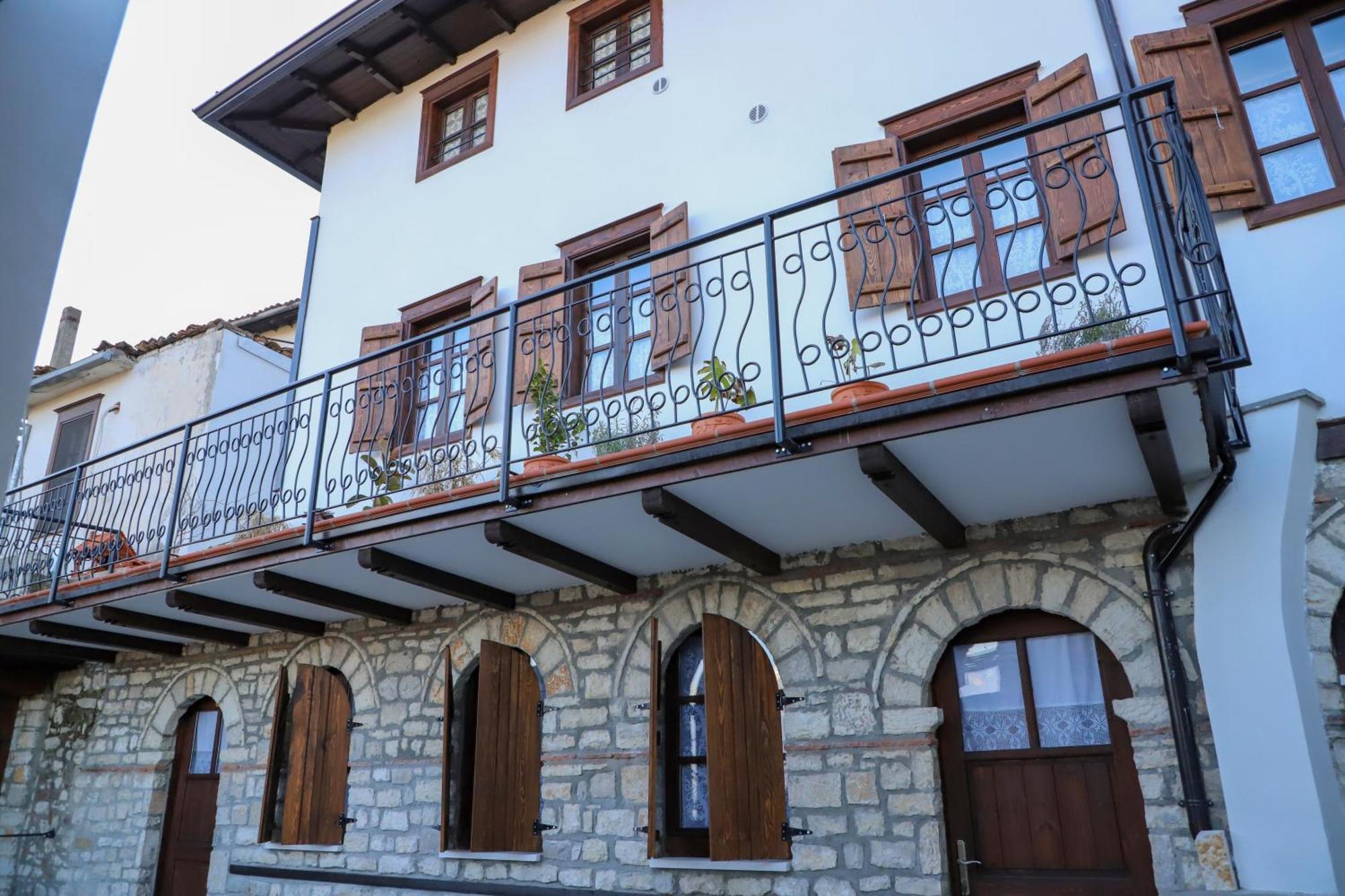Vila Art Berat Castle Extérieur photo